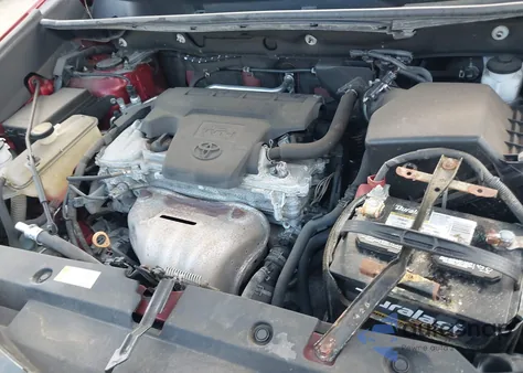 2018 Toyota Rav4 Xle z USA, uszkodzony, nr VIN 2T3RFREV6JW833149